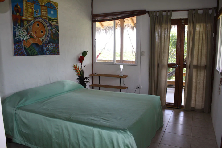 Room 3 of 10