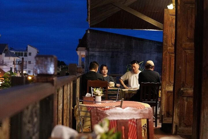 Dining 87 of 139