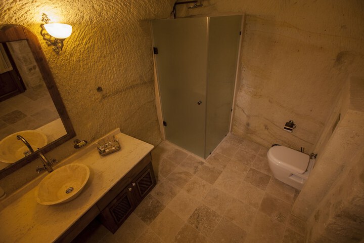 Room 154 of 238
