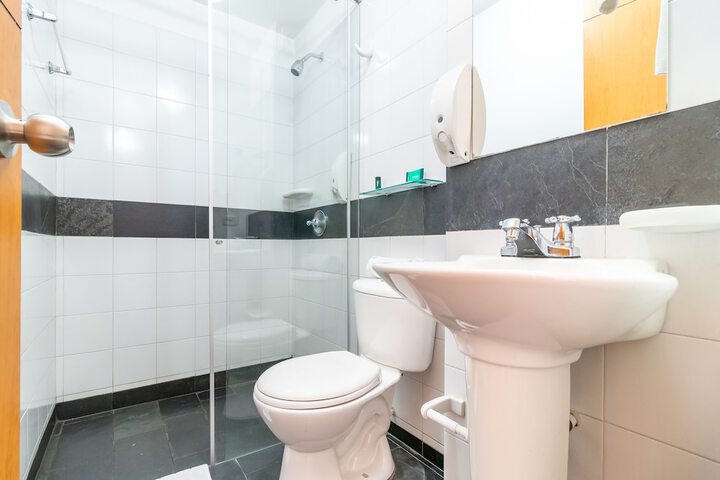 Clean Restrooms