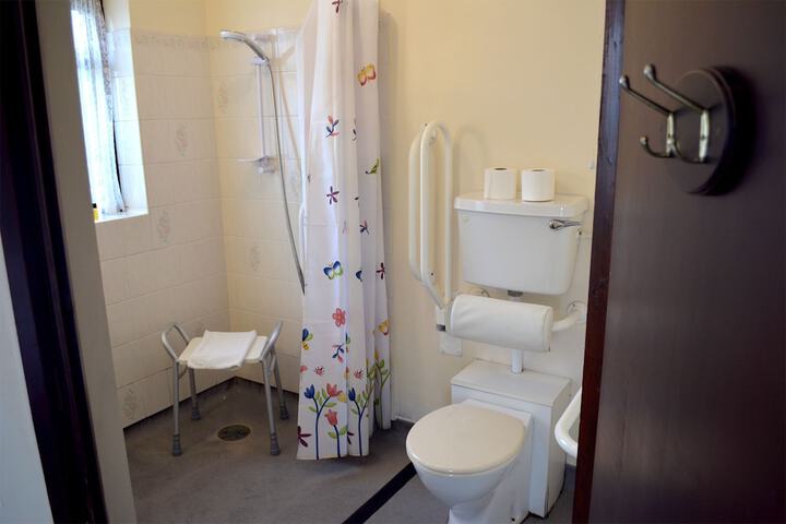 Room 52 of 101