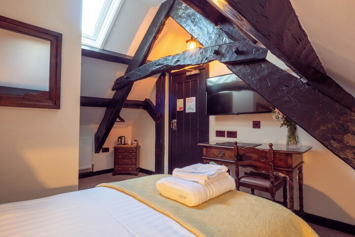 Room 28 of 264