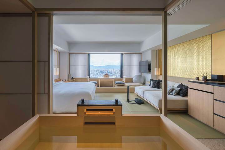 Room 30 of 134