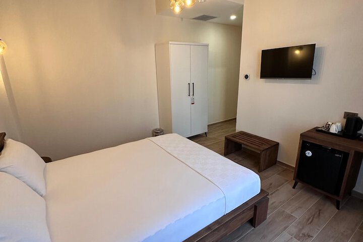 Room 14 of 51