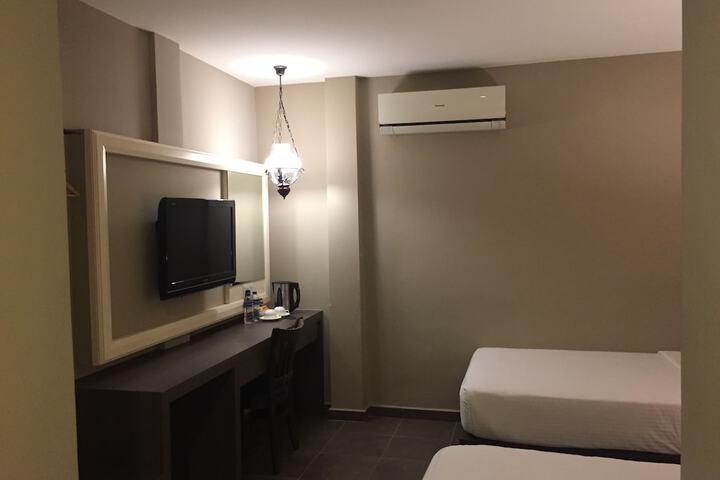 Room 22 of 57