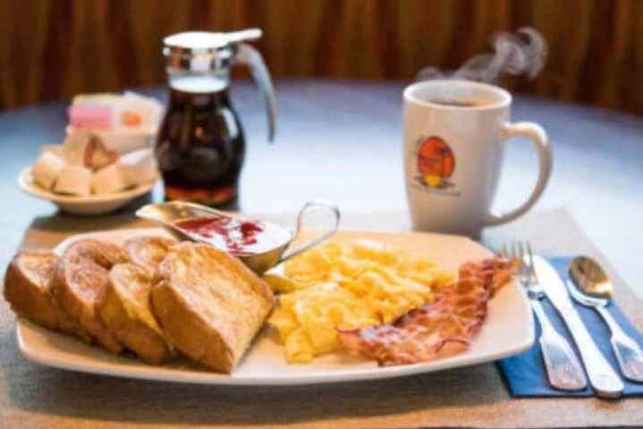 Breakfast/Coffee Service 17 of 26