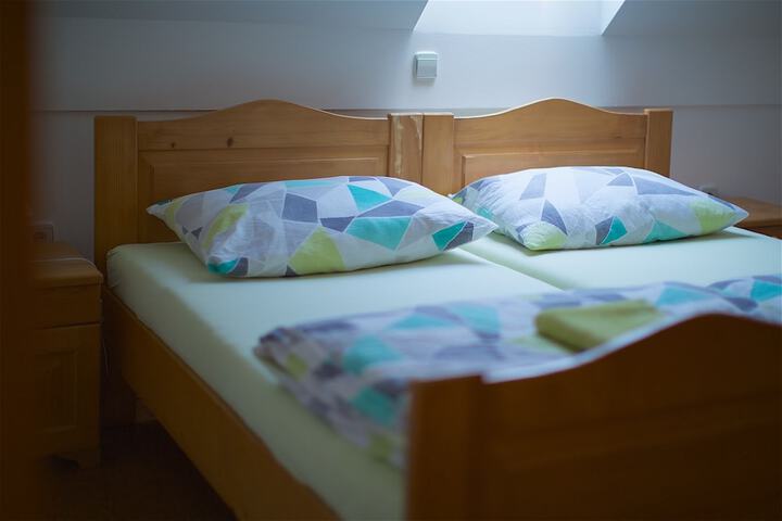 Room 8 of 61