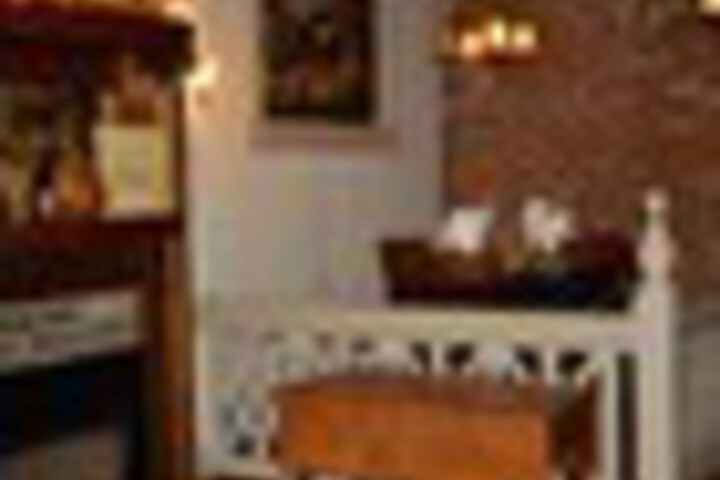 Dining 77 of 135