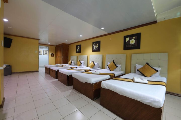 Room 14 of 49