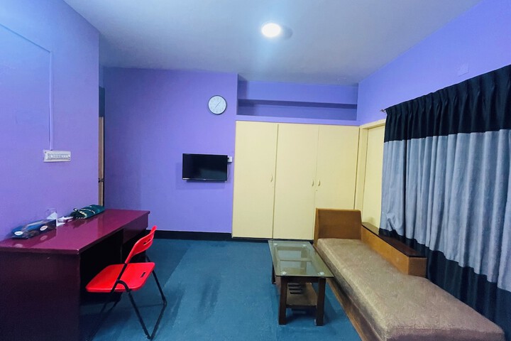 Room 48 of 74
