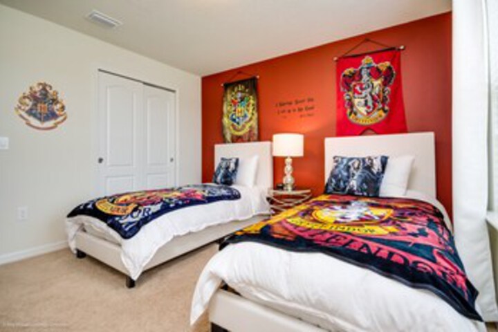 Room 89 of 98