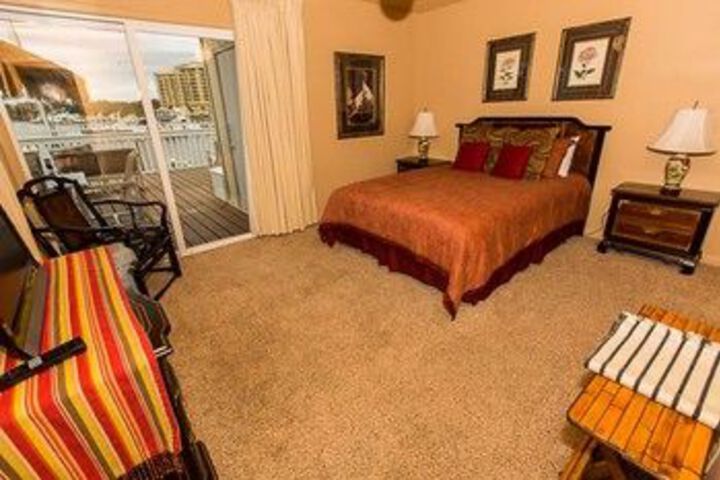 Room 16 of 41