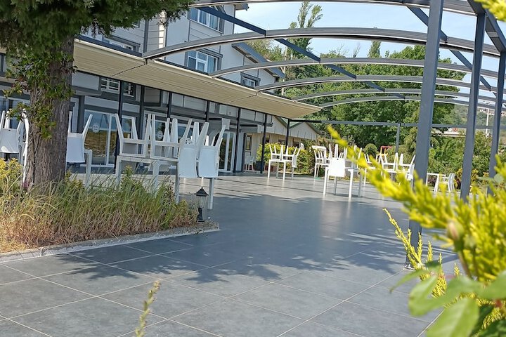Terrace/Patio 29 of 33