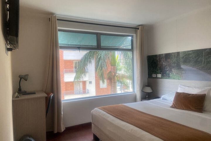 Room 22 of 43