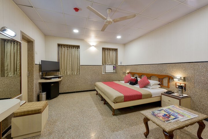Room 25 of 68