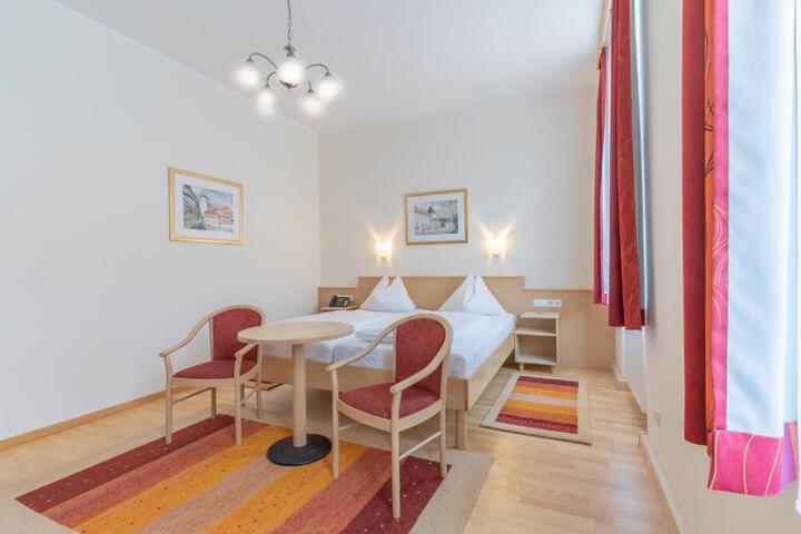 General 28 of 72