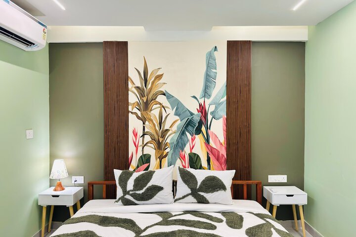 Room 5 of 7