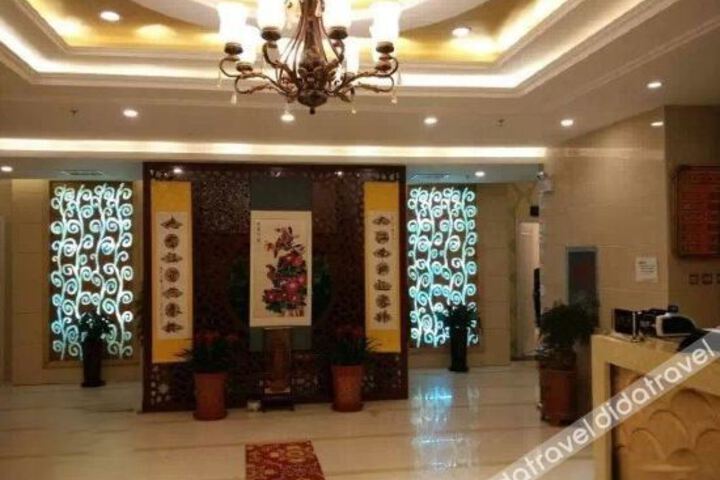 Hotel Interior 5 of 16