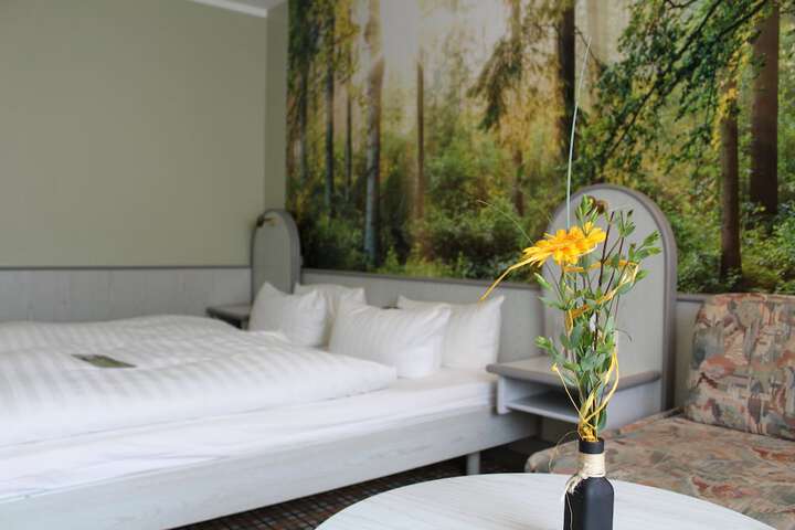 Room 10 of 79