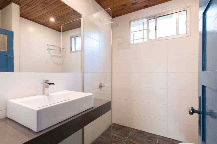 Room 14 of 35