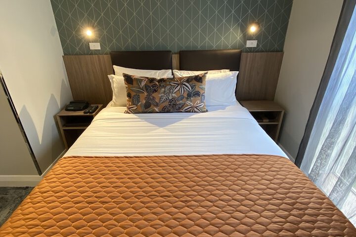 Room 34 of 116