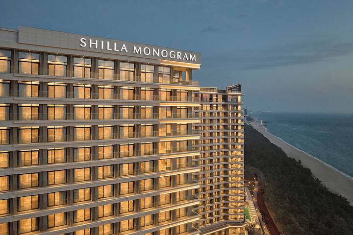 Exterior of Shillamonogram Gangneung Hotel