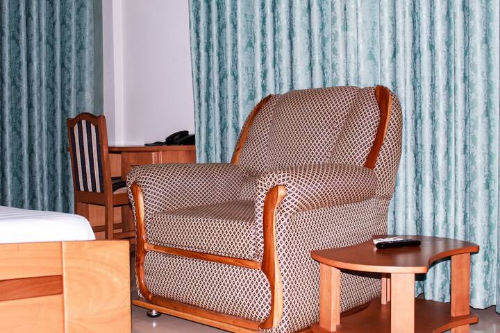 Room 21 of 138