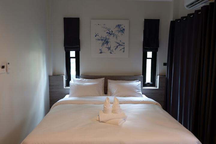 Room 28 of 138