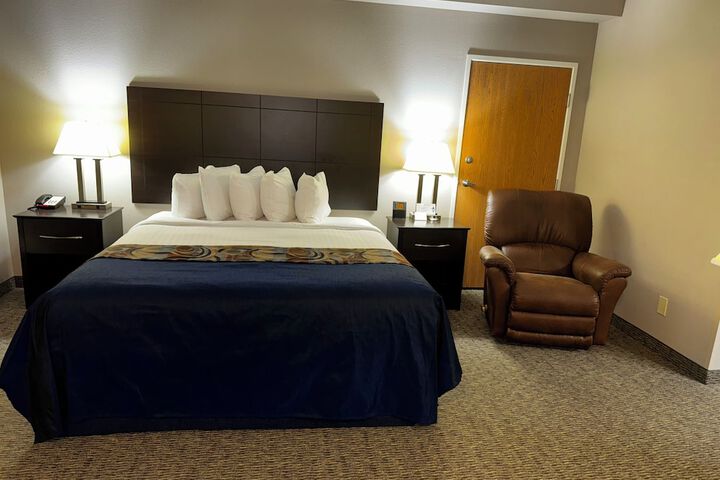 Room 22 of 42