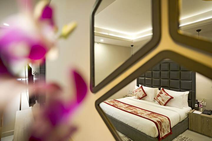 Room 10 of 52