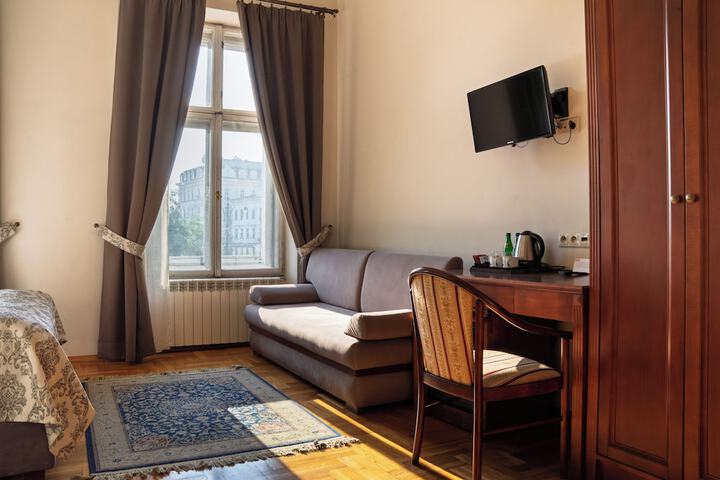 Room 26 of 50