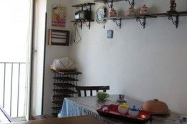 Room 15 of 23