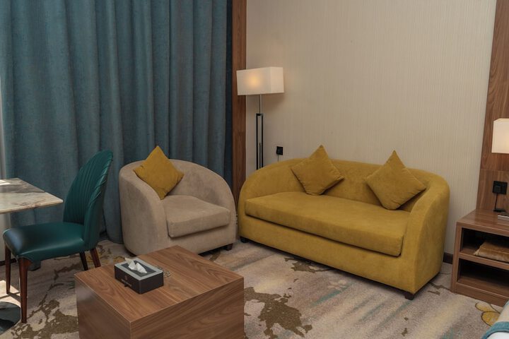 Room 21 of 96