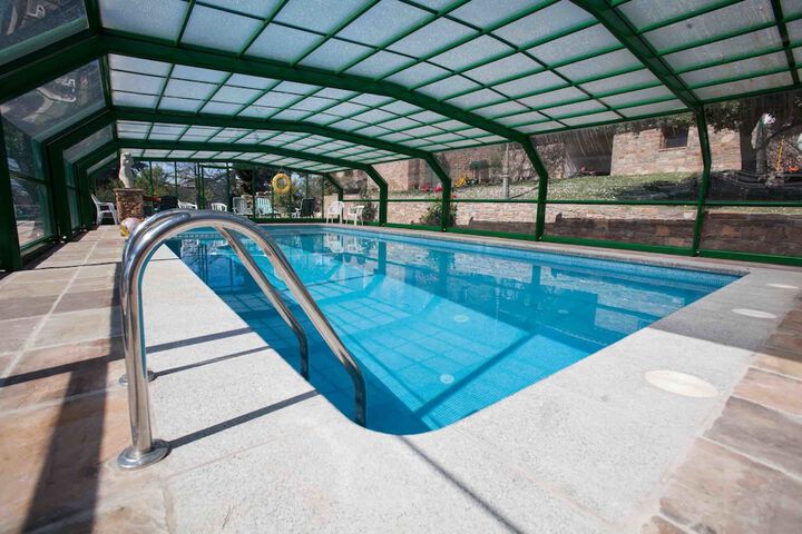 Pool 38 of 54