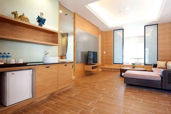 Room 36 of 67