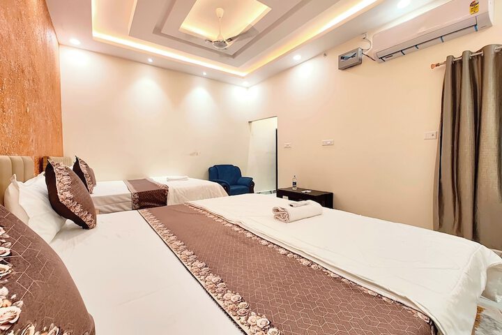 Room 14 of 26