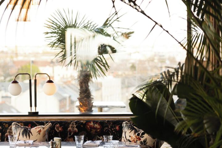 Dining 57 of 66