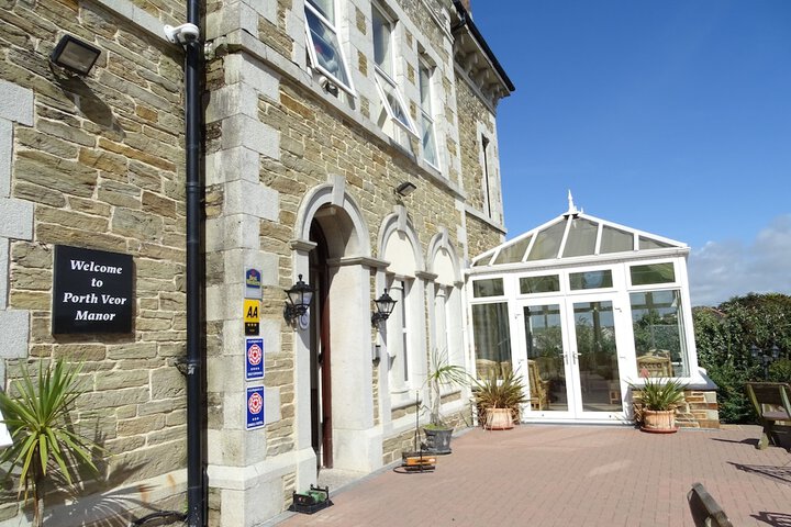 Hotel 96 of 116
