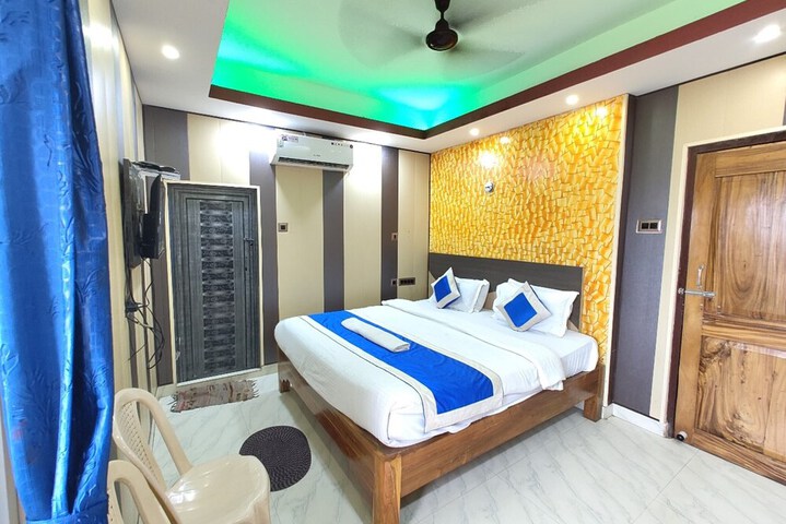 Room 14 of 24