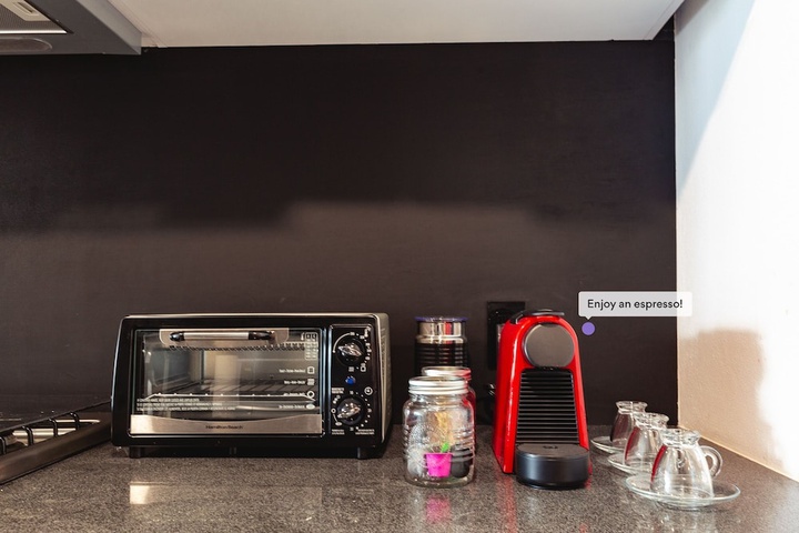 2br 2ba Romita Casa! Hi Tech & Super Modern!