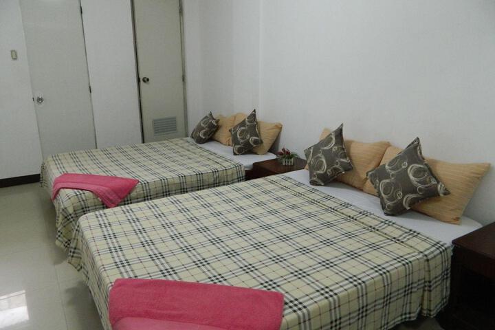Room 3 of 6
