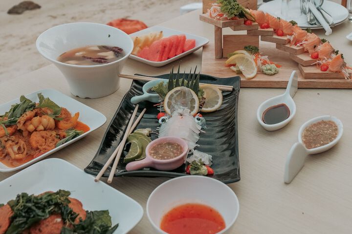 Dining 56 of 77