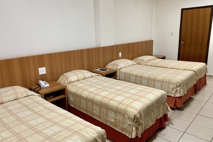 Room 19 of 38