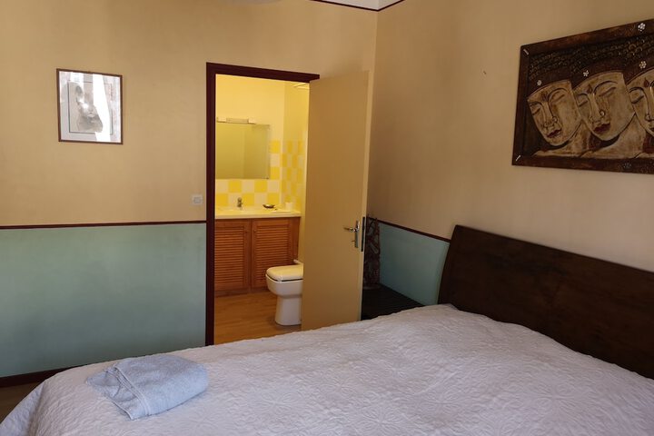 Room 5 of 36