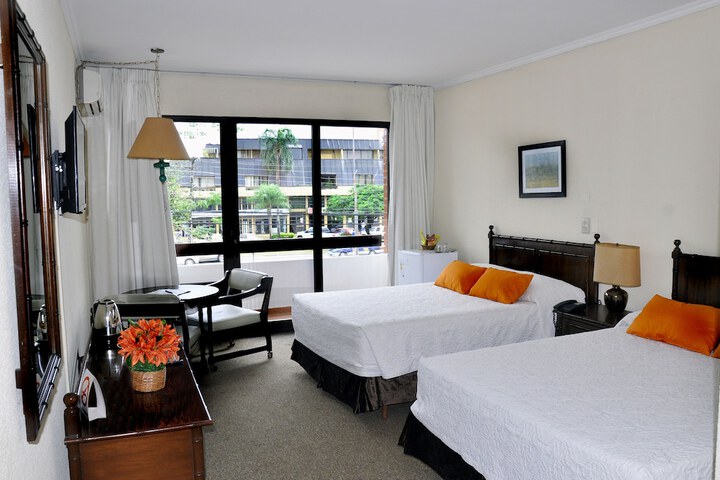 Room 29 of 61
