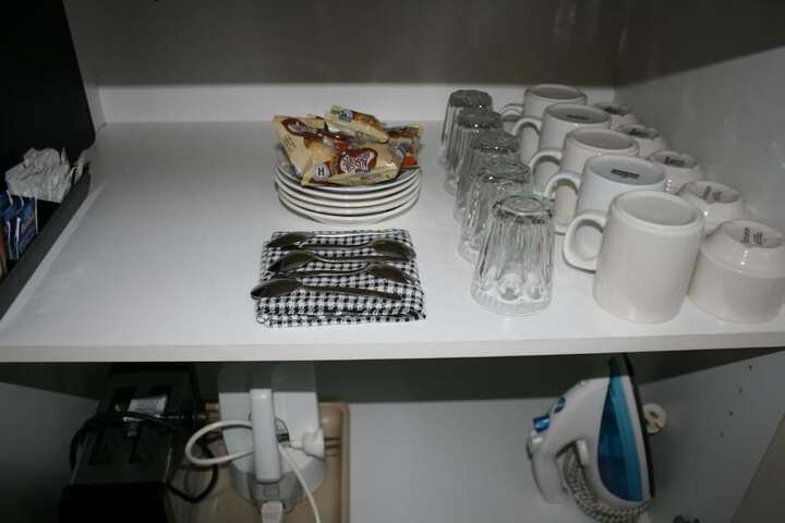 Breakfast/Coffee Service 13 of 26