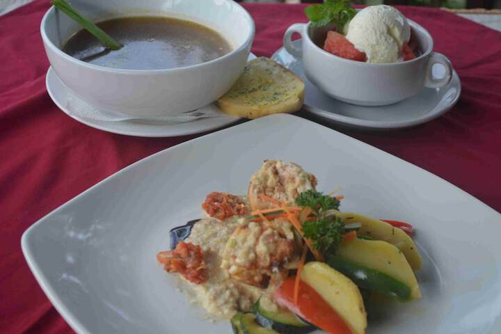 Breakfast/Coffee Service 93 of 114