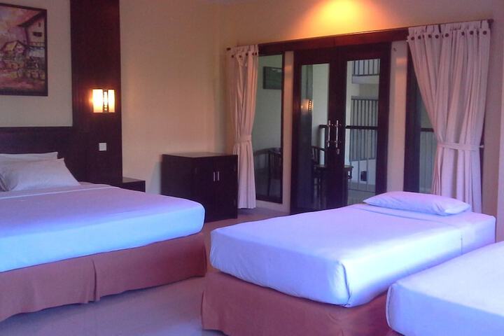 Room 19 of 49