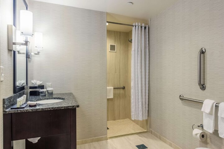 Bathroom shower