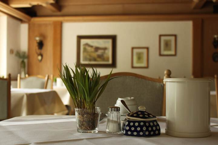 Breakfast/Coffee Service 50 of 62